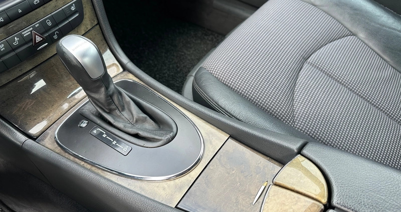 Mercedes-Benz Klasa E cena 29900 przebieg: 295189, rok produkcji 2002 z Elbląg małe 667